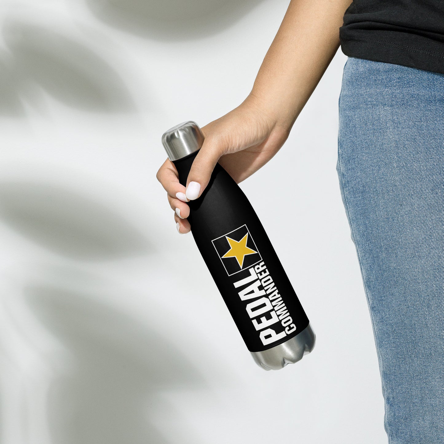 stainless-steel-water-bottle-black-17-oz-front-2-653ae42443f93