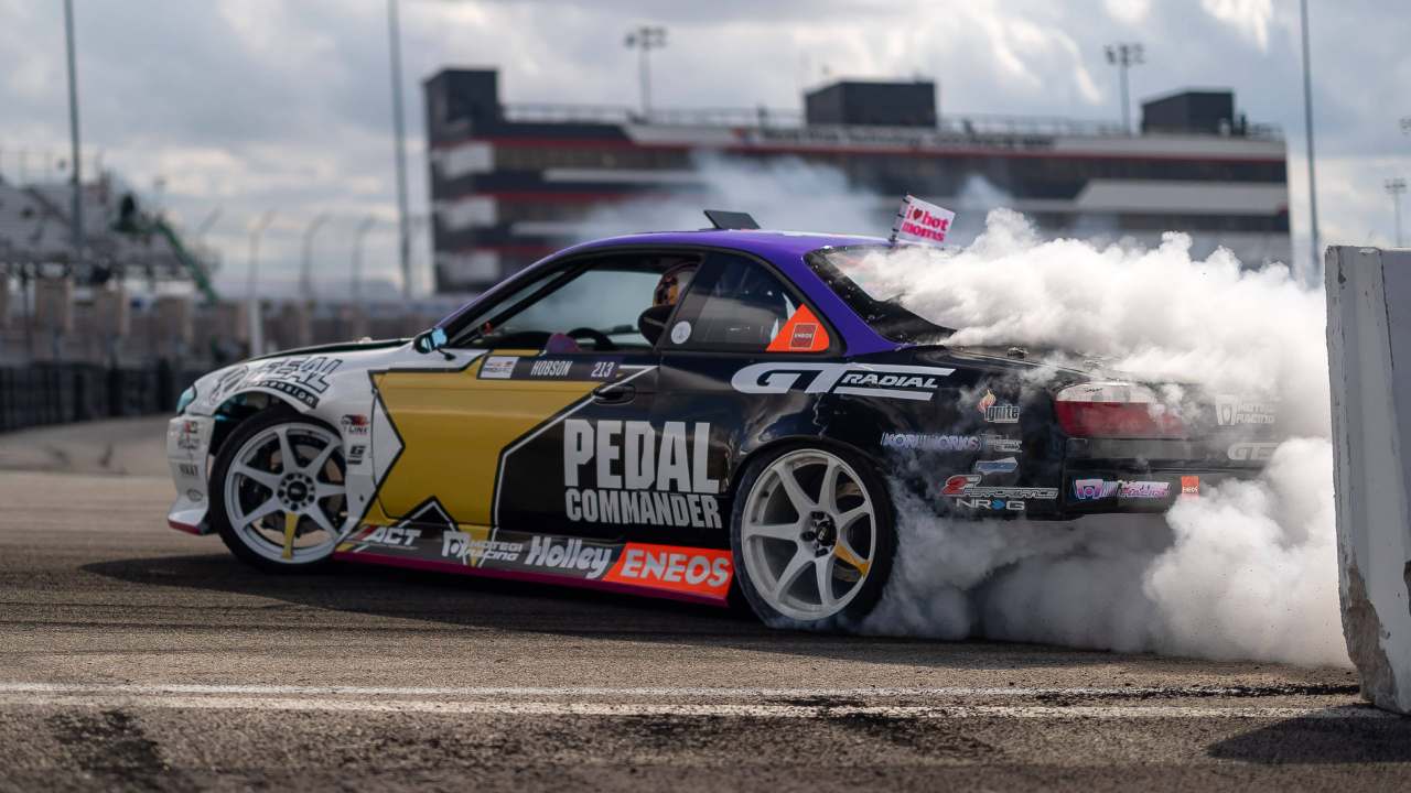 Pedal Commander Los atletas triunfan en Formula Drift St. Louis