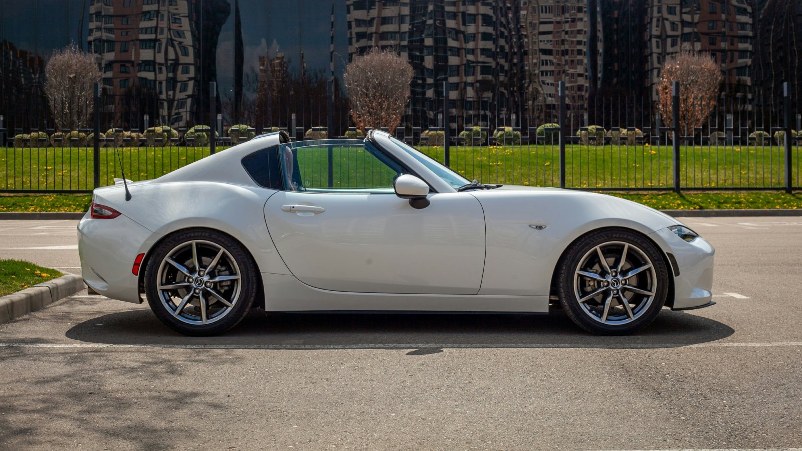 How to Upgrade Mazda Roadster Throttle Response